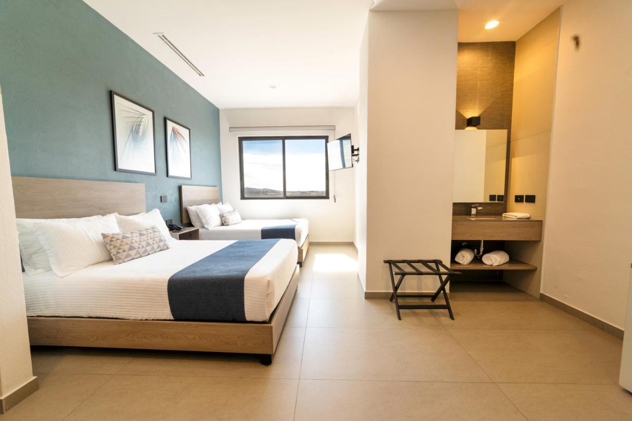 Th Hotel & Vivienda Tepatitlan Exterior foto