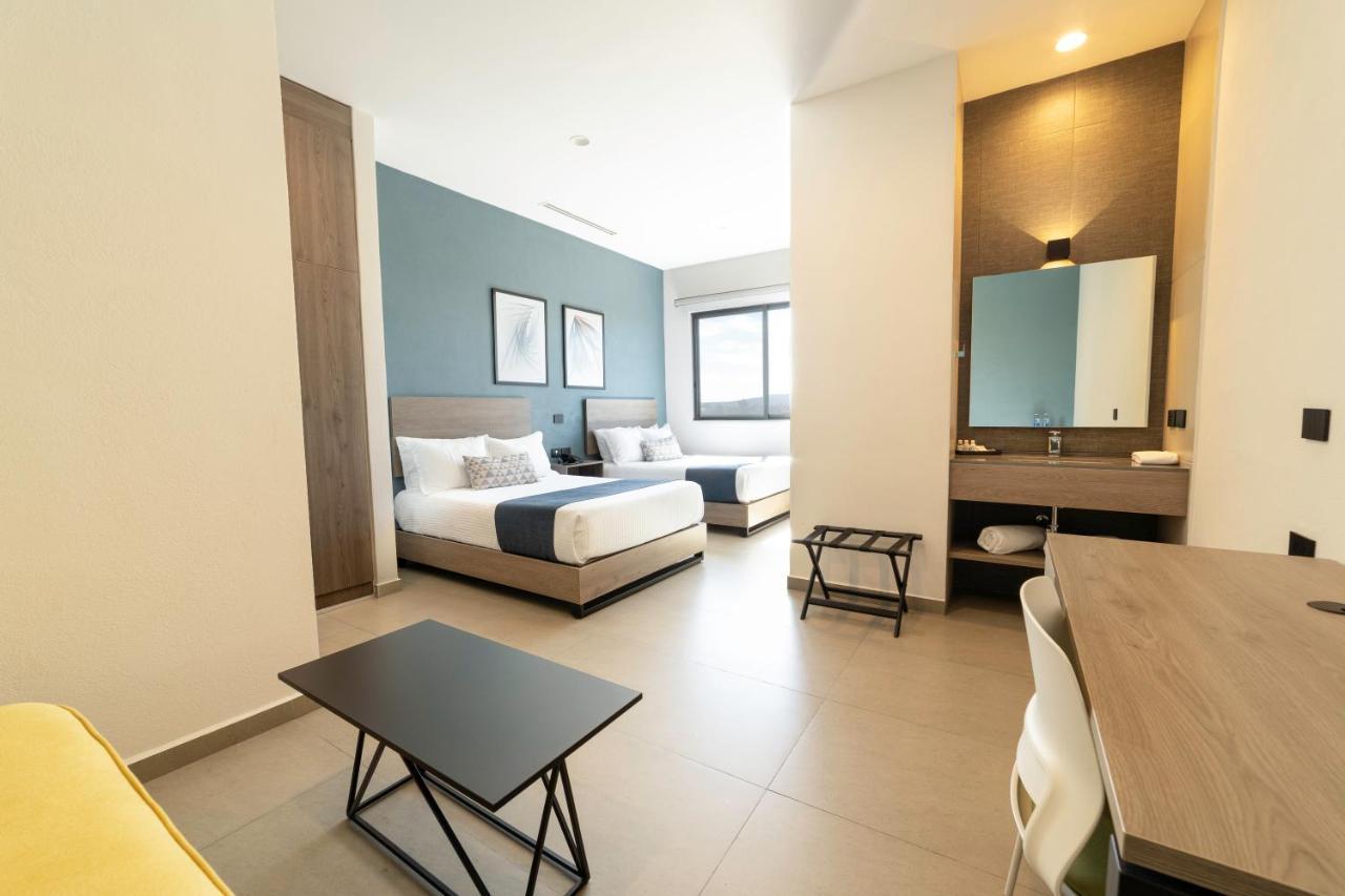 Th Hotel & Vivienda Tepatitlan Exterior foto