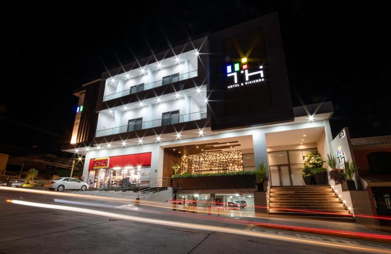Th Hotel & Vivienda Tepatitlan Exterior foto